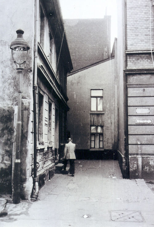 Kreutzstraße 12 : Zeitraum: 1961-1975