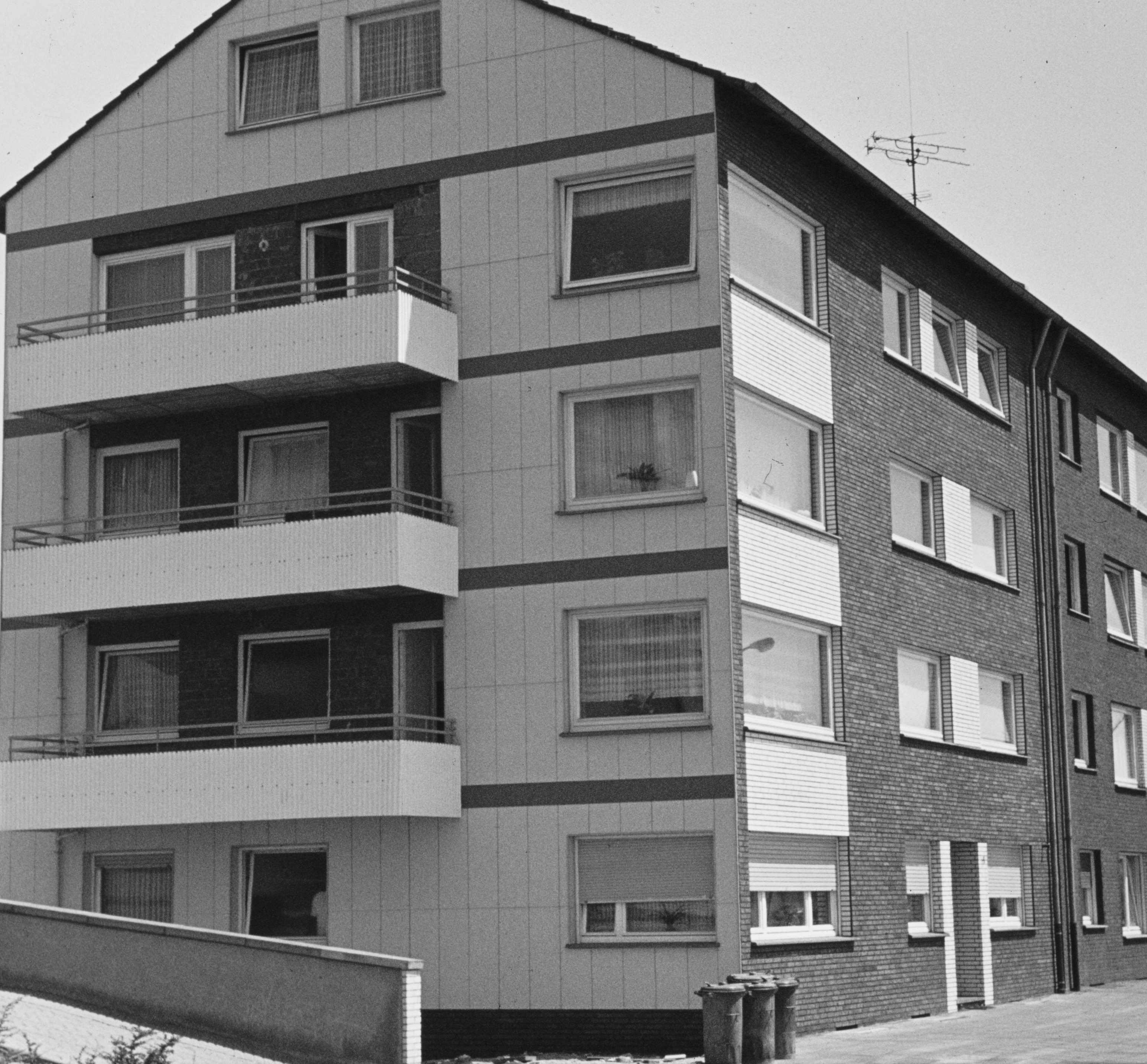 Krausstraße 9 : Jahr: 1971
