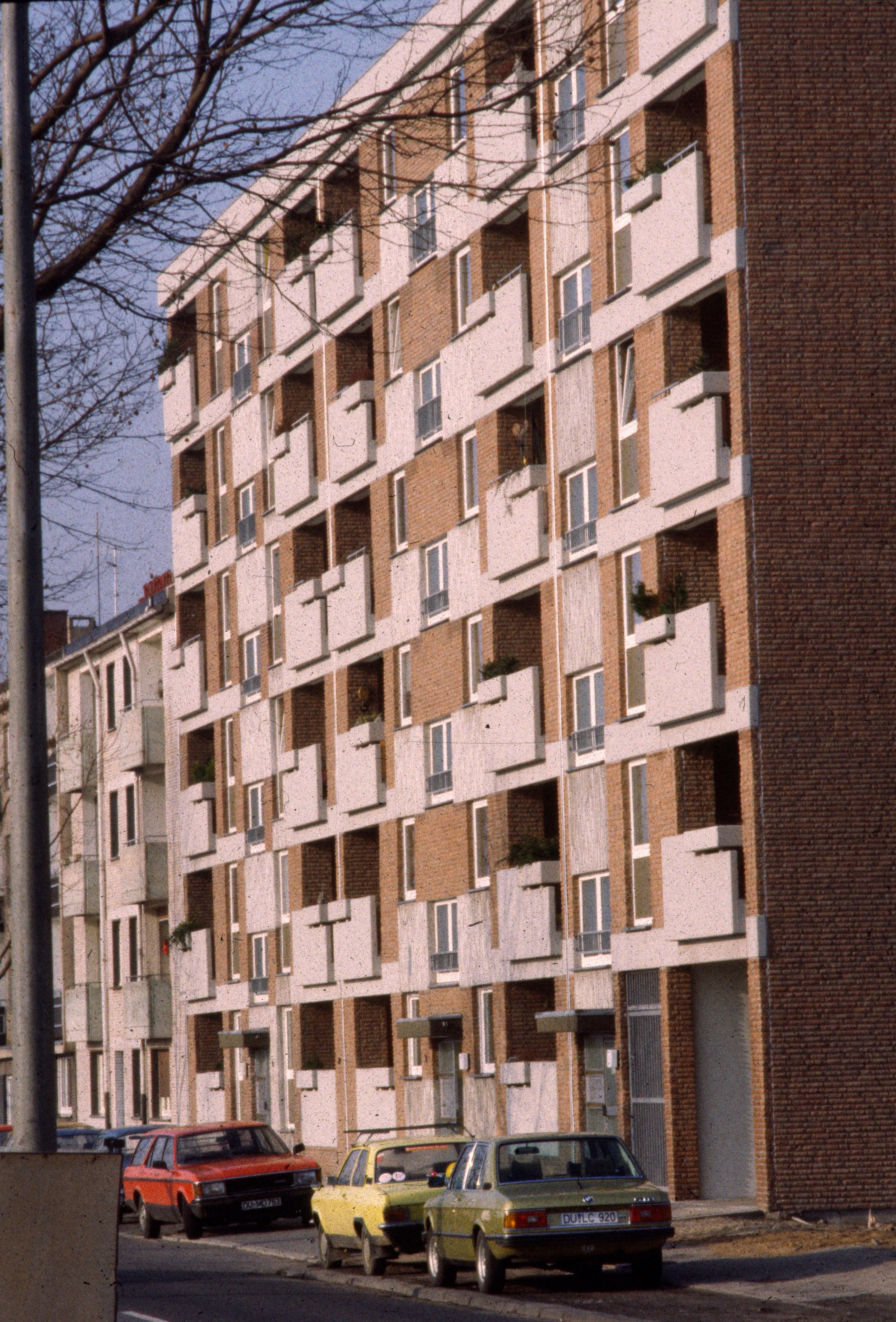 Krausstraße : Zeitraum: 1976-1990
