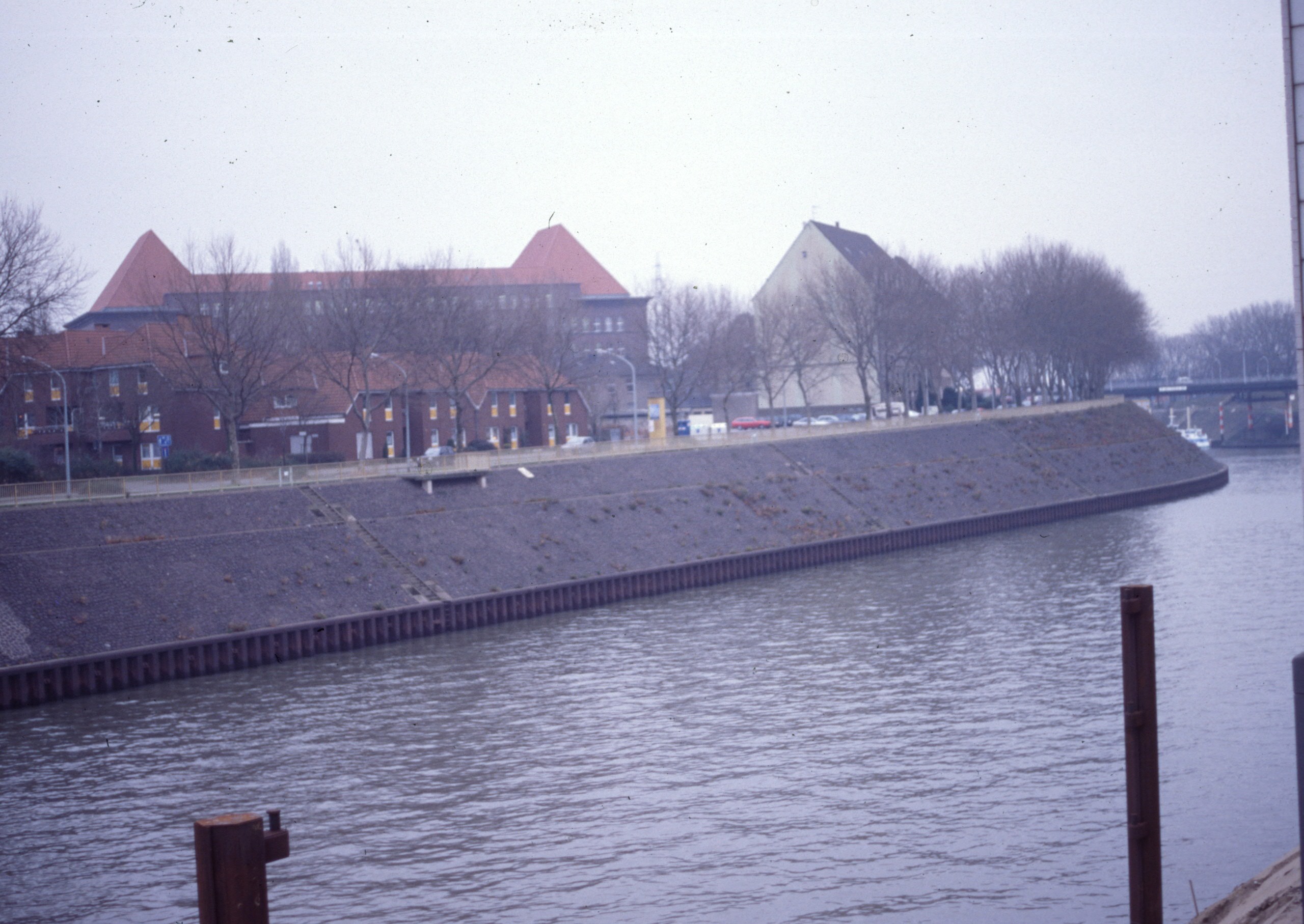 Krausstraße : Jahr: 1998-02