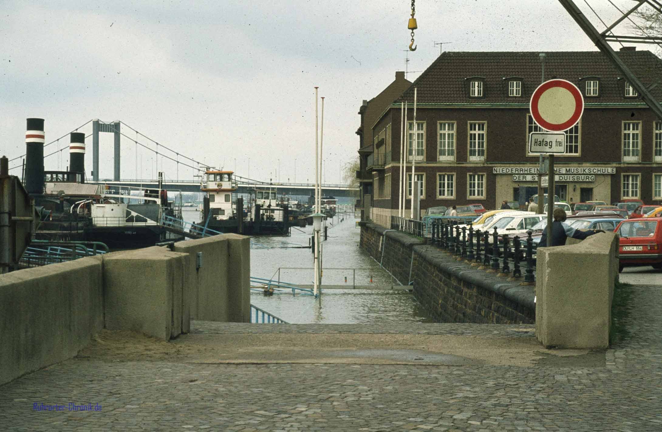Hafenmund : Jahr: 1983-04