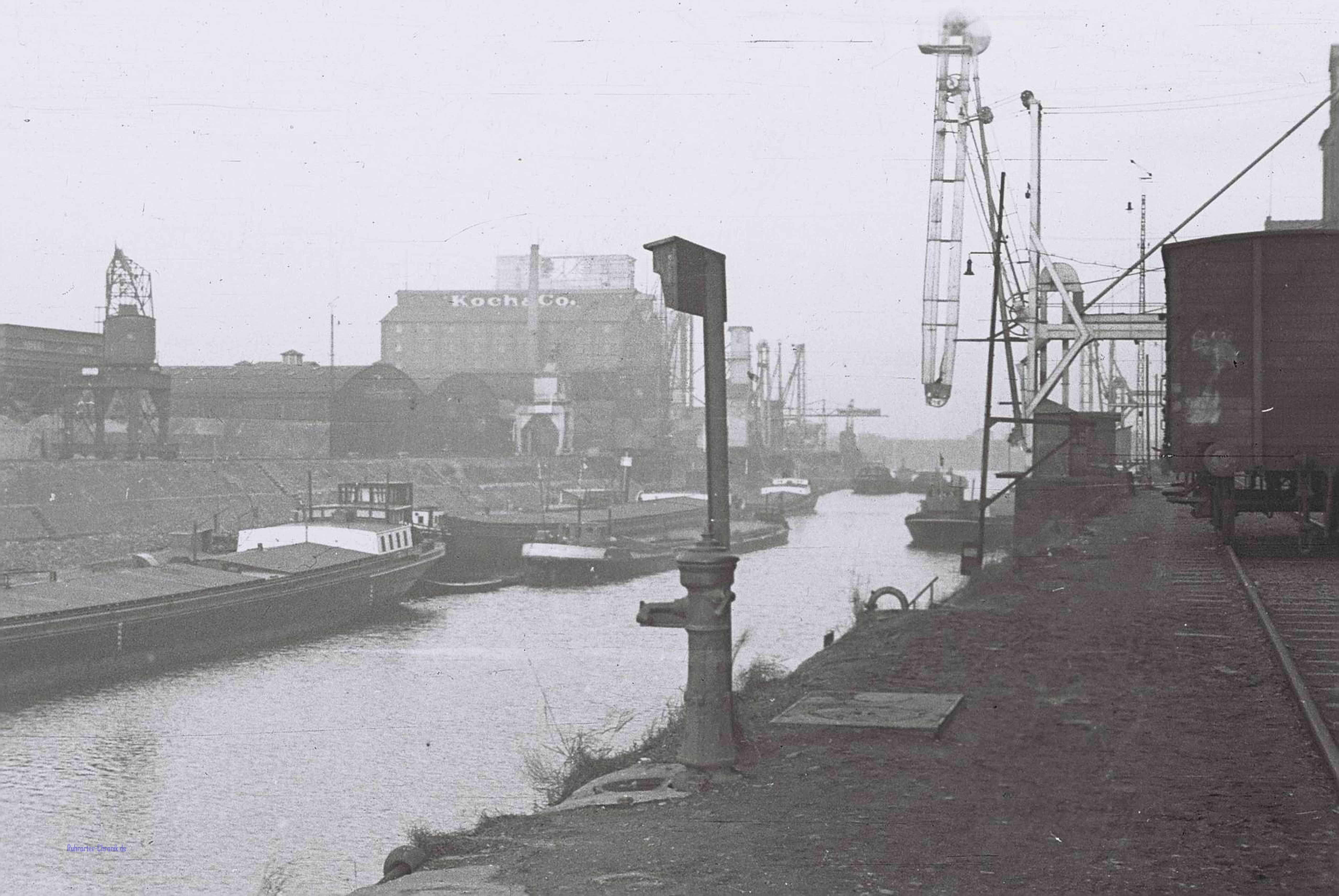 Innen früher Holzhafen : Zeitraum: 1946-1960